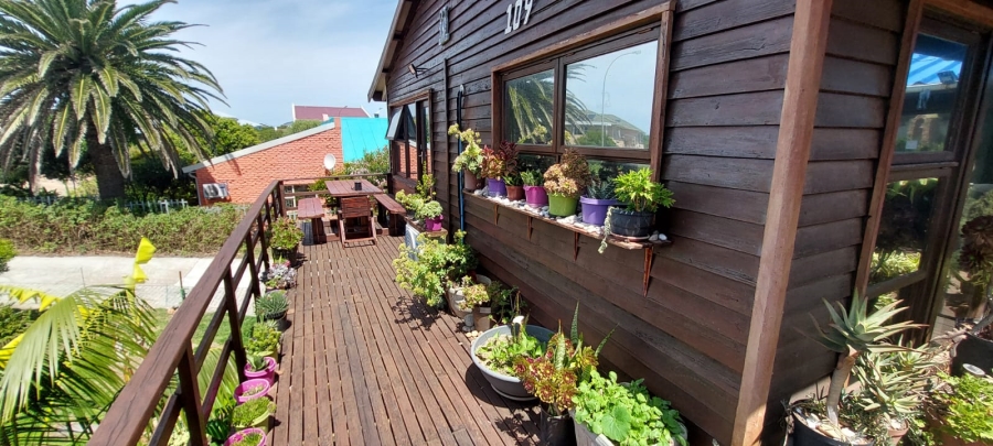 3 Bedroom Property for Sale in Paradise Beach Eastern Cape